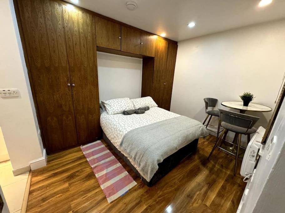 Lovely Hyde Park Flat Appartamento *